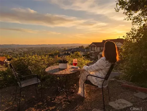 924 Irving Dr, Burbank, CA 91504