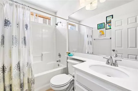 Bath - 28033 Memory Ln, Valencia, CA 91354 photo 2 of 3