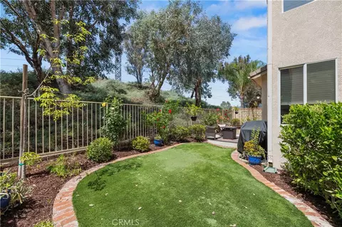Exterior - 28033 Memory Ln, Valencia, CA 91354 photo 3 of 5