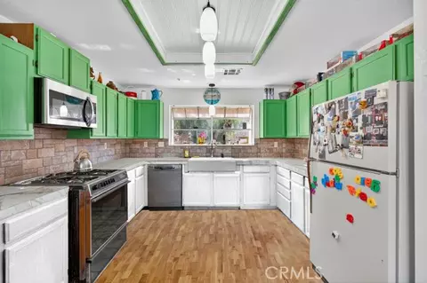 Kitchen - 34215 Simla, Acton, CA 93510 photo 2 of 3