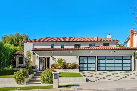 22717 De Kalb Dr, Calabasas, CA 91302