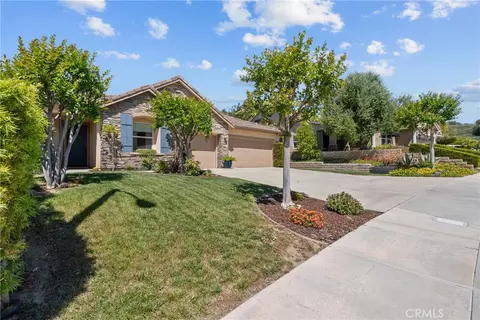 30127 Galbreth Ct, Castaic, CA 91384