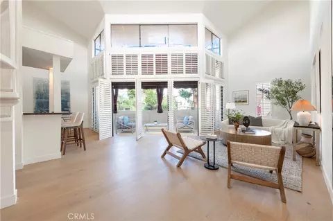5236 Yarmouth Ave #313, Encino, CA 91316