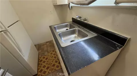 1352 W 60th, Los Angeles, CA 90044