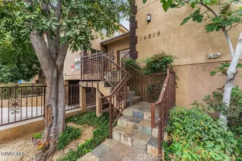 14618 Gilmore St #16, Van Nuys, CA 91411