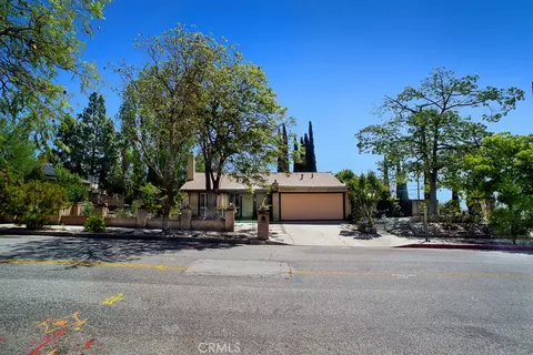 13576 Polk St, Sylmar, CA 91342