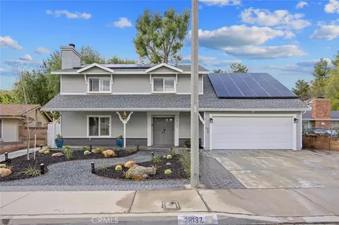 28137 Oaklar Dr, Saugus, CA 91350