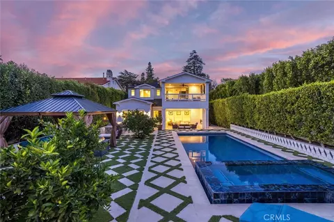 14234 Greenleaf St, Sherman Oaks, CA 91423