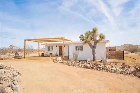 Exterior - 1571 Covelo Ave, Yucca Valley, CA 92284 photo 14 of 14