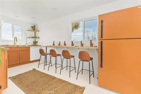 Kitchen - 1571 Covelo Ave, Yucca Valley, CA 92284 photo 1 of 2