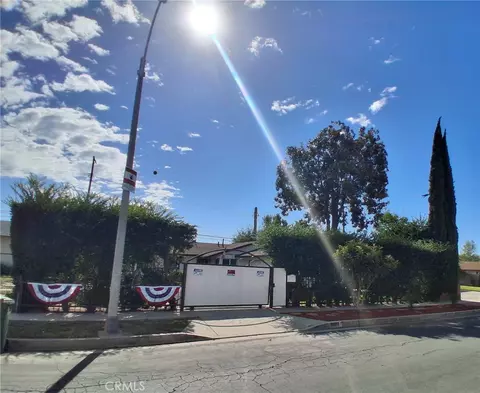 11662 Glamis St, Sylmar, CA 91342