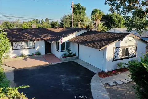11662 Glamis St, Sylmar, CA 91342