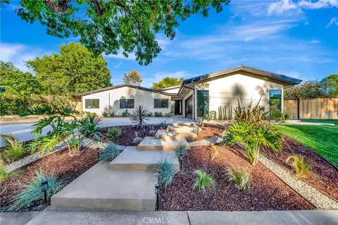 5534 Pattilar Ave, Woodland Hills, CA 91367