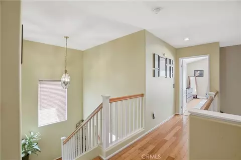 Entry Way - 20102 Patricia, Saugus, CA 91350 photo 3 of 4