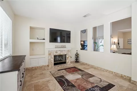 Living - 20102 Patricia, Saugus, CA 91350 photo 2 of 2