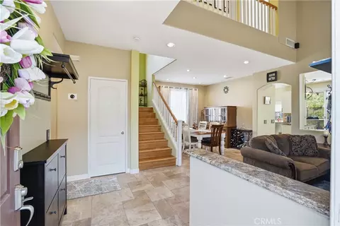 Entry Way - 20102 Patricia, Saugus, CA 91350 photo 1 of 4