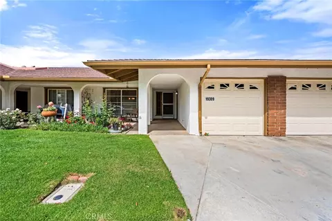 19309 Flowers Ct, Newhall, CA 91321
