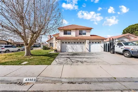 Exterior - 43903 11th, Lancaster, CA 93535 photo 3 of 10