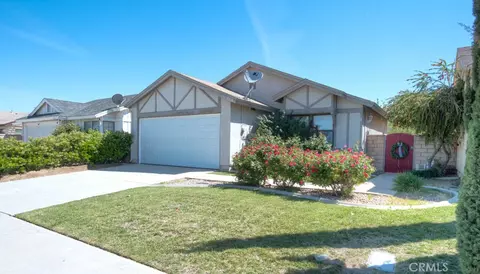 Exterior - 2718 E Avenue S, Palmdale, CA 93550 photo 3 of 8