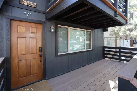 537 Vista Ave, Sugarloaf, CA 92386