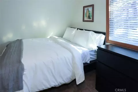 Bedroom - 537 Vista Ave, Sugarloaf, CA 92386 photo 2 of 8