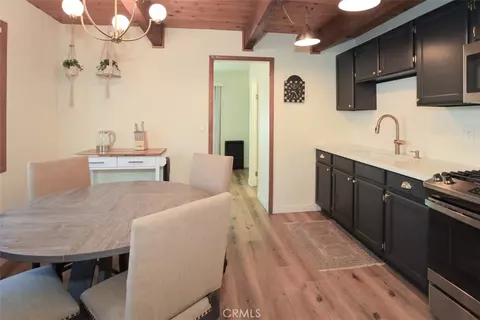 Dining - 537 Vista Ave, Sugarloaf, CA 92386 photo 4 of 4