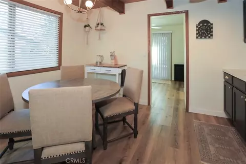 Dining - 537 Vista Ave, Sugarloaf, CA 92386 photo 3 of 4