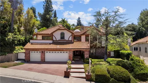 6056 Lake Lindero, Agoura Hills, CA 91301