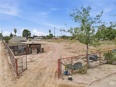 Exterior - 253 E Mckee, Bakersfield, CA 93307 photo 6 of 6