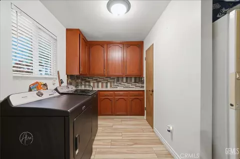 Other - 253 E Mckee, Bakersfield, CA 93307 photo 2 of 22