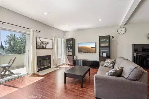 15786 Midwood Dr #4, Granada Hills, CA 91344