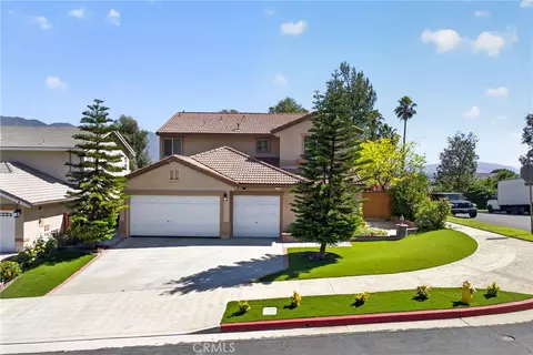 12312 Edgecliff Ave, Sylmar, CA 91342