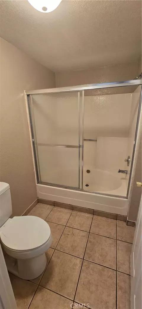 44430 15th E #3, Lancaster, CA 93535