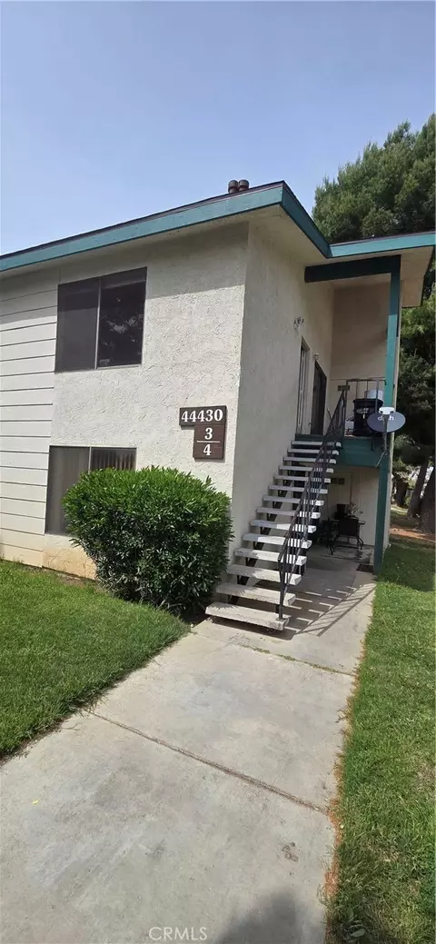 44430 15th E #3, Lancaster, CA 93535