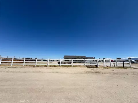 37310 111th E, Littlerock, CA 93543 photo 2