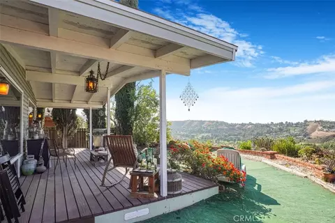 23777 Mulholland Hwy #SPC 60, Calabasas, CA 91302