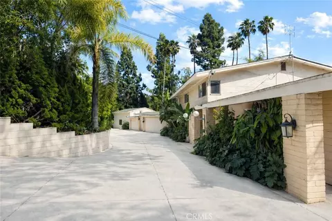 Exterior - 15 La Crescenta Dr, Camarillo, CA 93010 photo 6 of 16