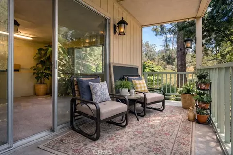 Exterior - 15 La Crescenta Dr, Camarillo, CA 93010 photo 13 of 16