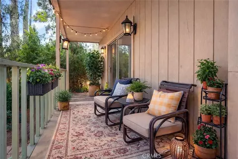 Exterior - 15 La Crescenta Dr, Camarillo, CA 93010 photo 14 of 16
