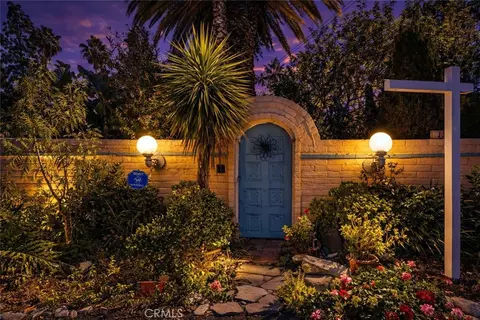 Exterior - 15 La Crescenta Dr, Camarillo, CA 93010 photo 3 of 16