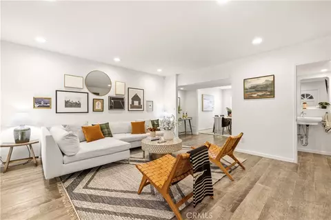 14238 Dickens #4, Sherman Oaks, CA 91423