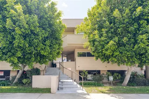 9920 Jordan Ave #9, Chatsworth, CA 91311