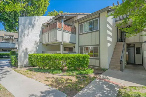 1342 E Hillcrest #17, Thousand Oaks, CA 91362