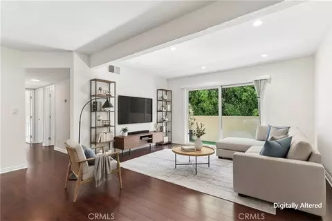 10636 Woodley #43, Granada Hills, CA 91344