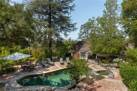 4650 Encino Ave, Encino, CA 91316