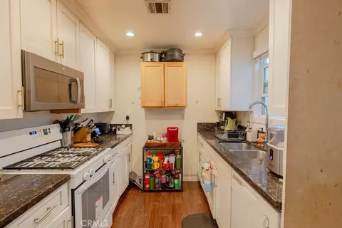 Kitchen - 13360 Kelowna, Arleta, CA 91331 photo 1 of 1