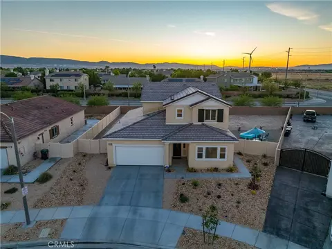 44325 Moccasin Pl, Lancaster, CA 93536