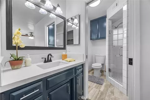 Bath - 3113 Pendleton Ct, Bakersfield, CA 93309 photo 1 of 2