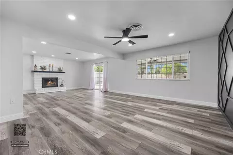 Living - 3113 Pendleton Ct, Bakersfield, CA 93309 photo 1 of 8