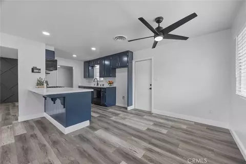 Entry Way - 3113 Pendleton Ct, Bakersfield, CA 93309 photo 2 of 2
